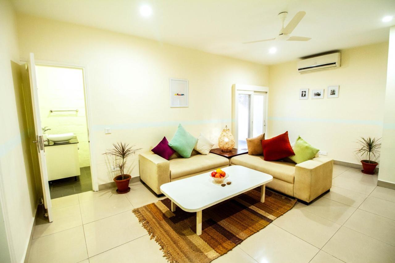Anara Service Apartments - Greater Kailash Part II 뉴델리 외부 사진