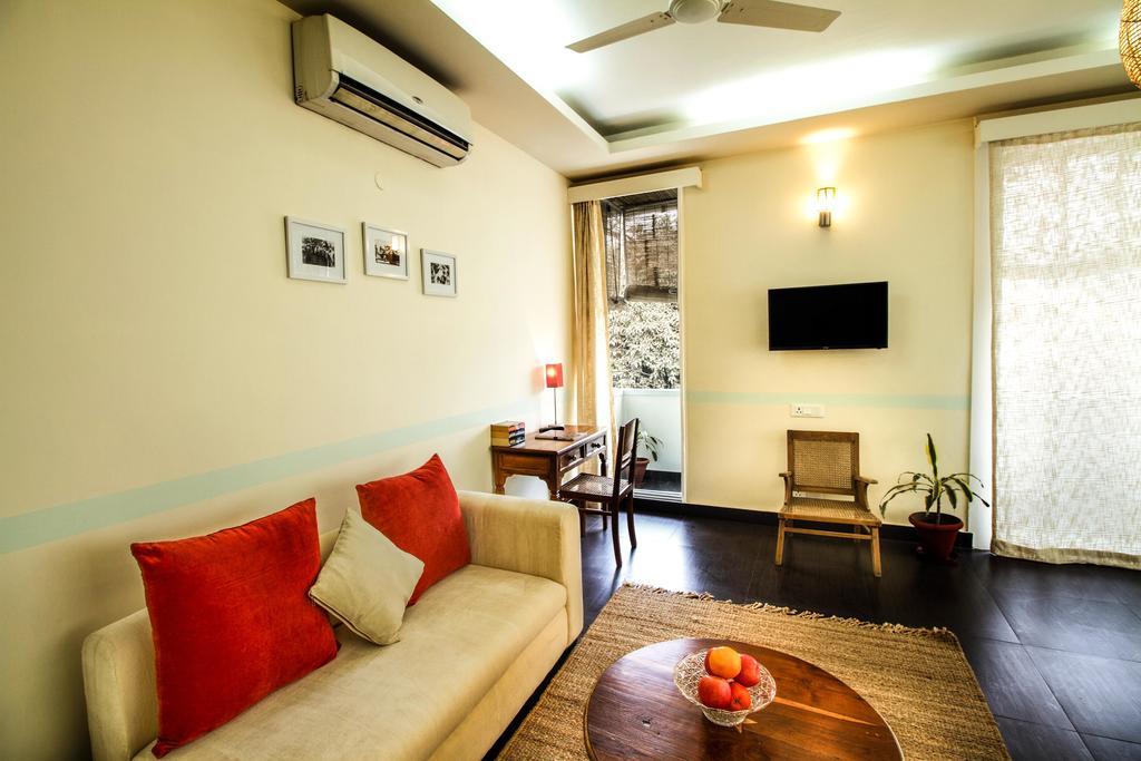 Anara Service Apartments - Greater Kailash Part II 뉴델리 외부 사진