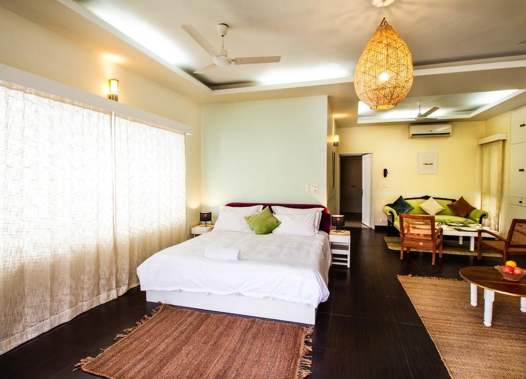 Anara Service Apartments - Greater Kailash Part II 뉴델리 외부 사진