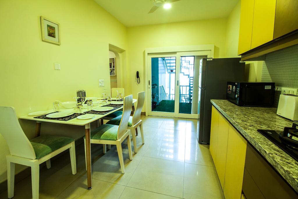 Anara Service Apartments - Greater Kailash Part II 뉴델리 외부 사진